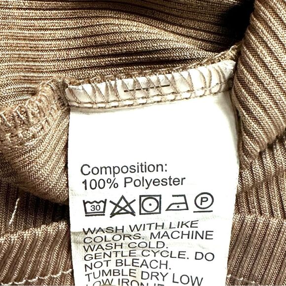 SHEIN Curve Women's Brown Short Sleeve Solid Cut Out Ribbed Tee Plus Sz 2XL EUC - Picture 9 of 12